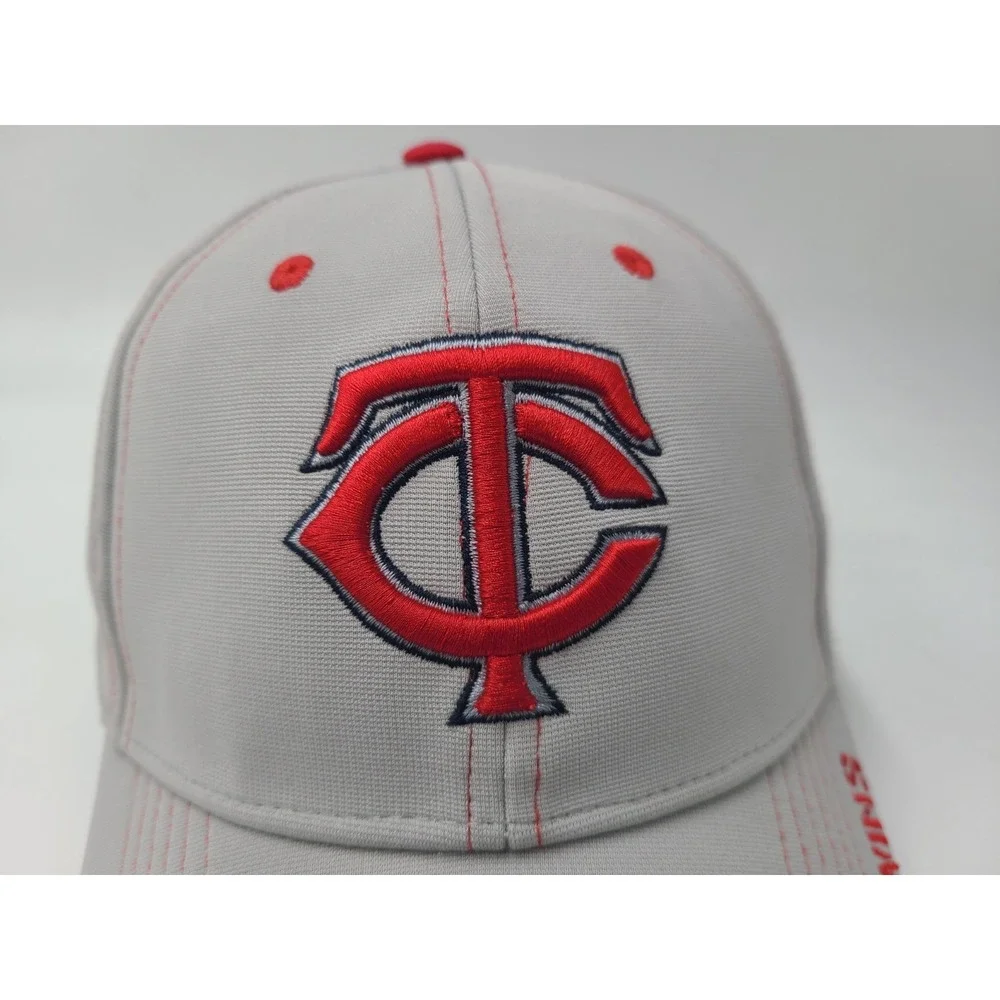 Minnesota Twins Fan Favorite Adjustable Hat Cap Polyester Blend Men MLB Gray Red